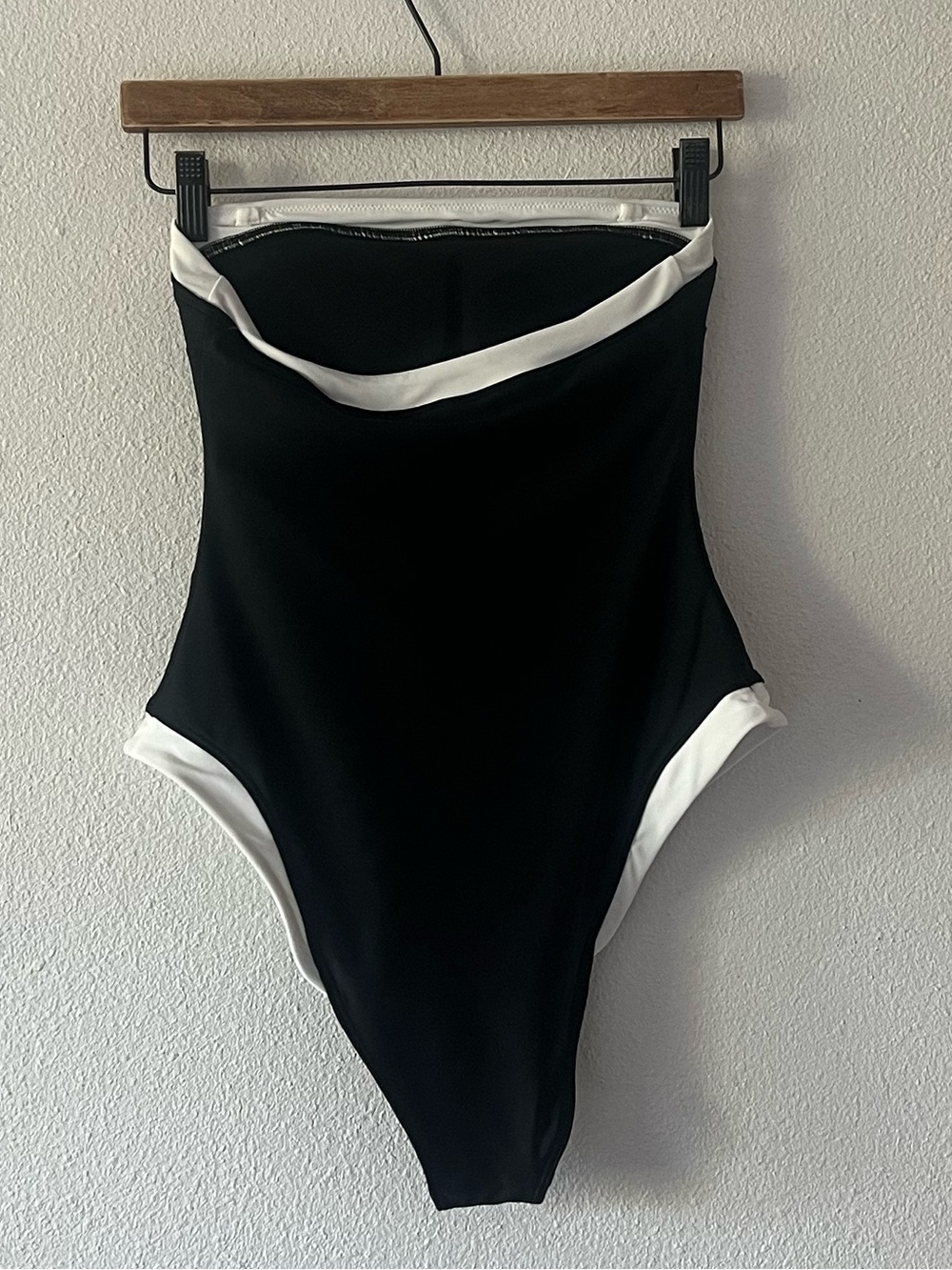 {Abercrombie & Fitch} Brand New Marina Curve Love One Piece Swimsuit - Picture 11 of 15